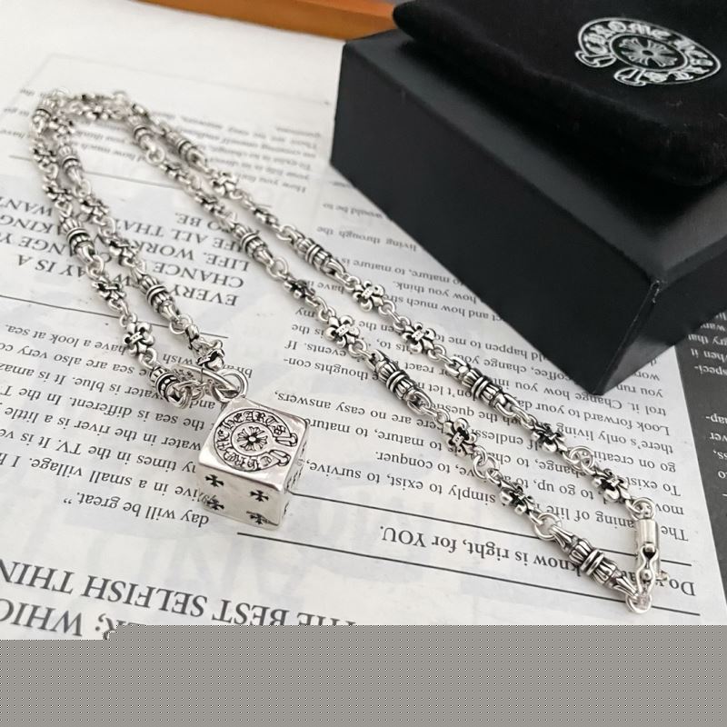 Ch**me He**ts necklaces